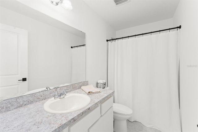 8700 SPORTSMAN LOOP, Groveland, FL 34736