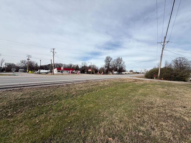 5600 N Main St Road, Joplin, MO 64801