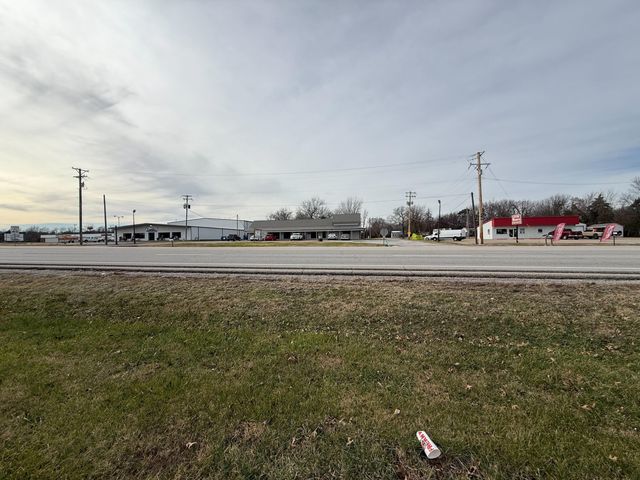 5600 N Main St Road, Joplin, MO 64801