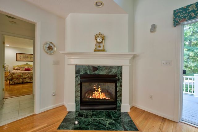5 Pear Tree Ln 5, Franklin, MA 02038