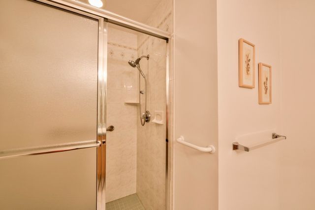 5 Pear Tree Ln 5, Franklin, MA 02038