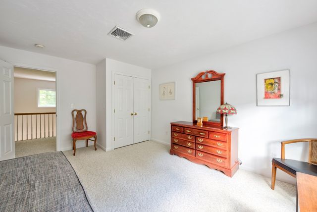5 Pear Tree Ln 5, Franklin, MA 02038