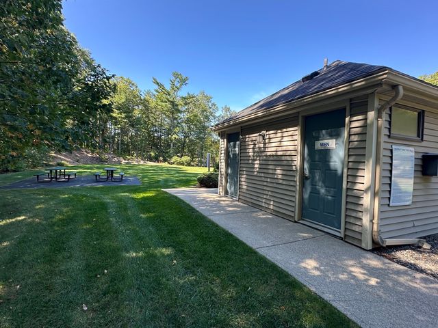 5 Pear Tree Ln 5, Franklin, MA 02038
