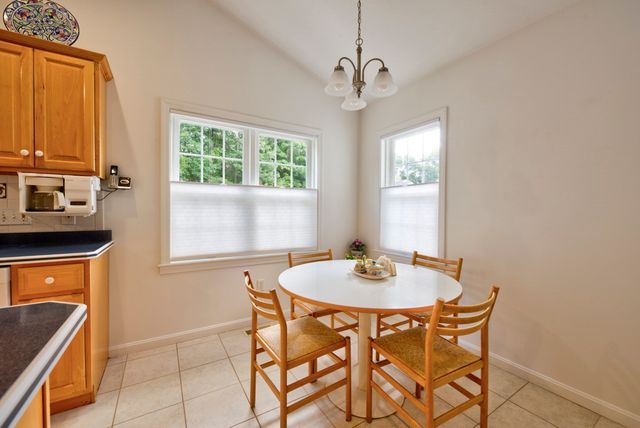 5 Pear Tree Ln 5, Franklin, MA 02038