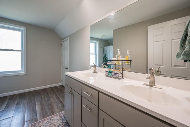 1152 Midland Road, Bay City, MI 48706