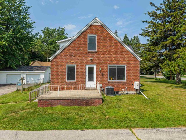 1152 Midland Road, Bay City, MI 48706