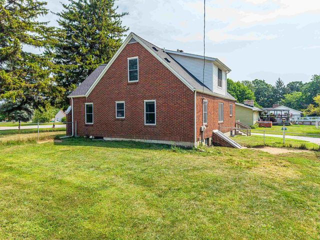 1152 Midland Road, Bay City, MI 48706
