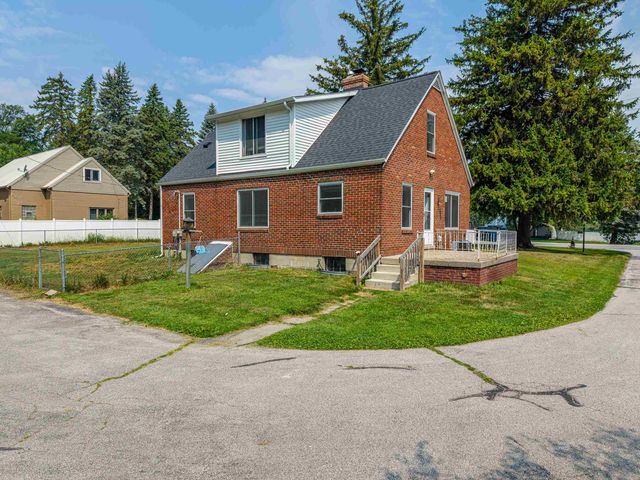 1152 Midland Road, Bay City, MI 48706