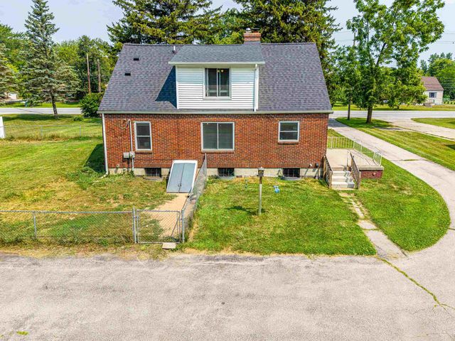 1152 Midland Road, Bay City, MI 48706