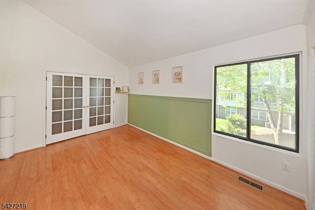 101 River Rd B3, Nutley Twp., NJ 07110