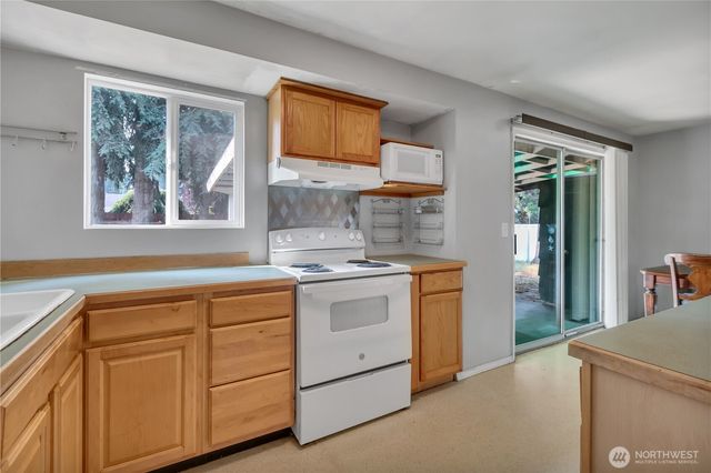 608 24th Street SE, Auburn, WA 98002