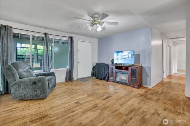 608 24th Street SE, Auburn, WA 98002