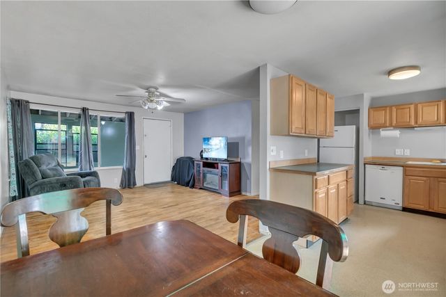 608 24th Street SE, Auburn, WA 98002