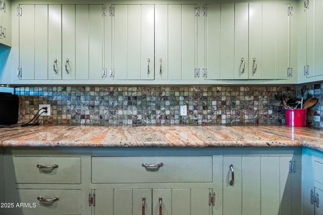 2007 E RANCHO Drive, Phoenix, AZ 85016