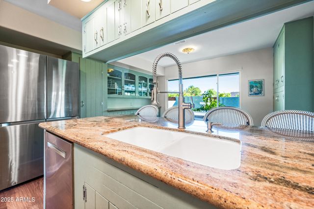 2007 E RANCHO Drive, Phoenix, AZ 85016