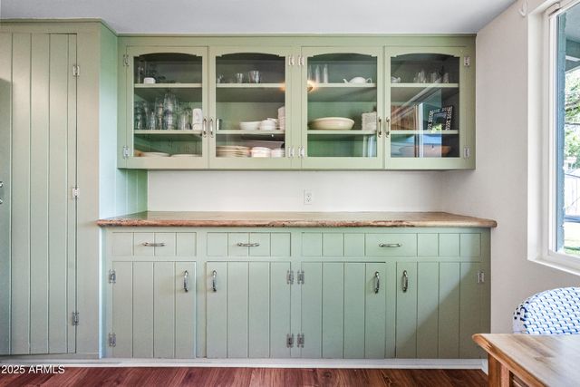 2007 E RANCHO Drive, Phoenix, AZ 85016