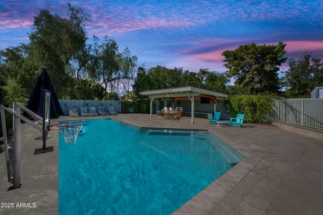 2007 E RANCHO Drive, Phoenix, AZ 85016