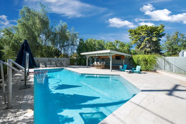 2007 E RANCHO Drive, Phoenix, AZ 85016