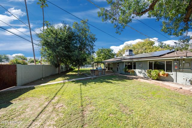 2007 E RANCHO Drive, Phoenix, AZ 85016