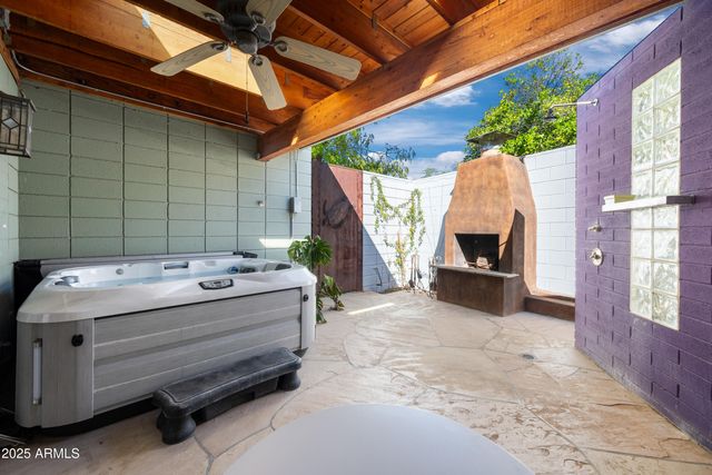 2007 E RANCHO Drive, Phoenix, AZ 85016