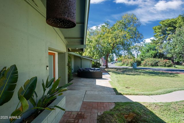 2007 E RANCHO Drive, Phoenix, AZ 85016