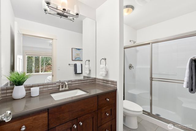 9026 NE 127th Place, Kirkland, WA 98034