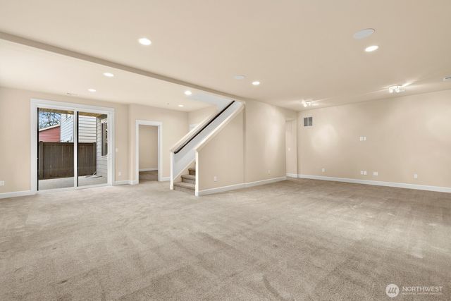 9026 NE 127th Place, Kirkland, WA 98034