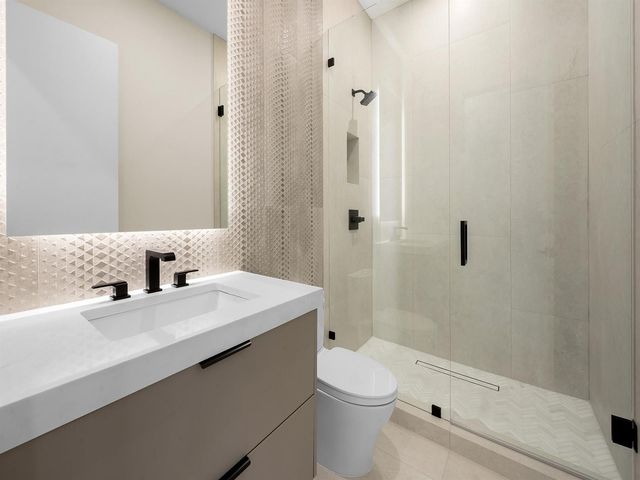 1401 NE 16th Avenue, Fort Lauderdale, FL 33304
