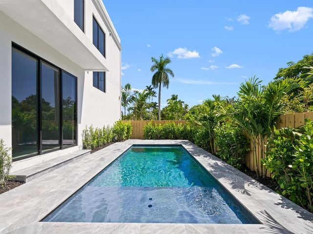 1401 NE 16th Avenue, Fort Lauderdale, FL 33304