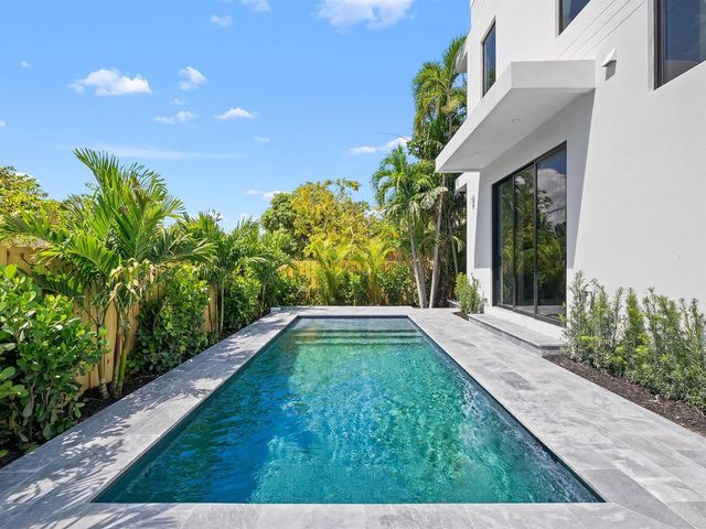 1401 NE 16th Avenue, Fort Lauderdale, FL 33304