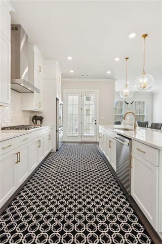 427 Burton Drive, Alpharetta, GA 30009