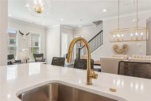 427 Burton Drive, Alpharetta, GA 30009