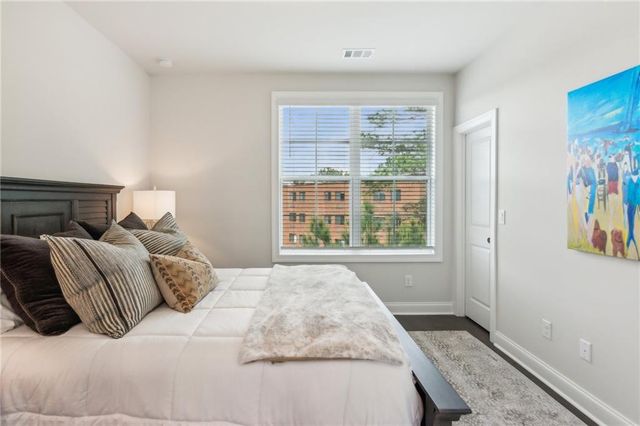 427 Burton Drive, Alpharetta, GA 30009