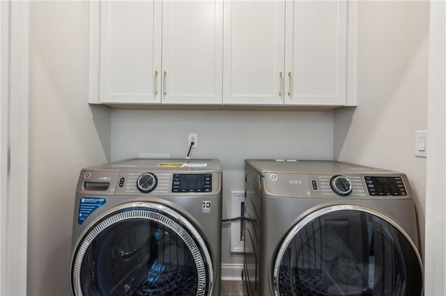 427 Burton Drive, Alpharetta, GA 30009