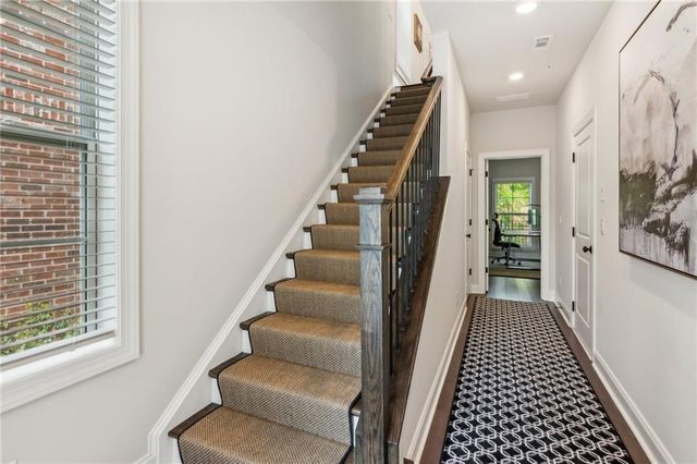 427 Burton Drive, Alpharetta, GA 30009