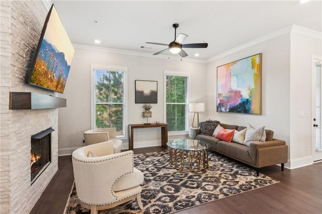 427 Burton Drive, Alpharetta, GA 30009