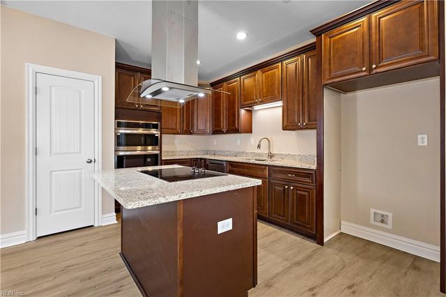 2114 High ST, Portsmouth, VA 23704