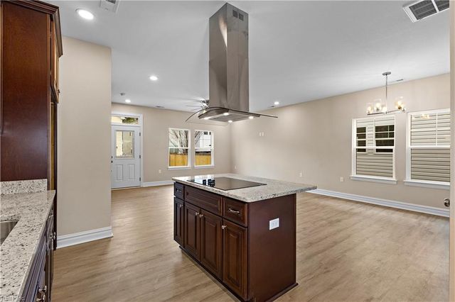 2114 High ST, Portsmouth, VA 23704