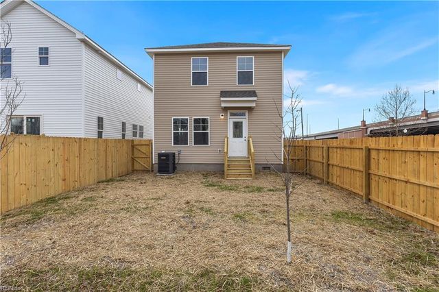 2114 High ST, Portsmouth, VA 23704