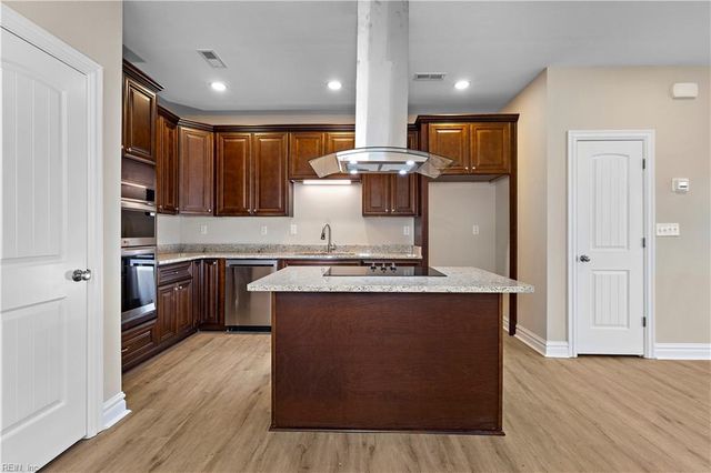 2114 High ST, Portsmouth, VA 23704