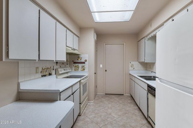 4206 E DOLPHIN Avenue, Mesa, AZ 85206