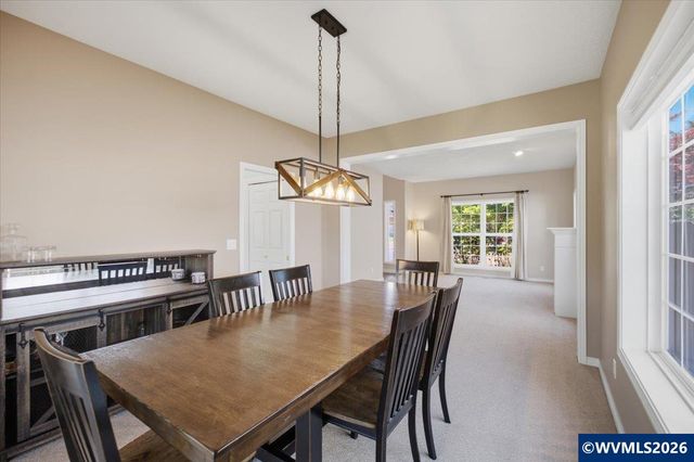 1415 NW Ashley Dr, Albany, OR 97321