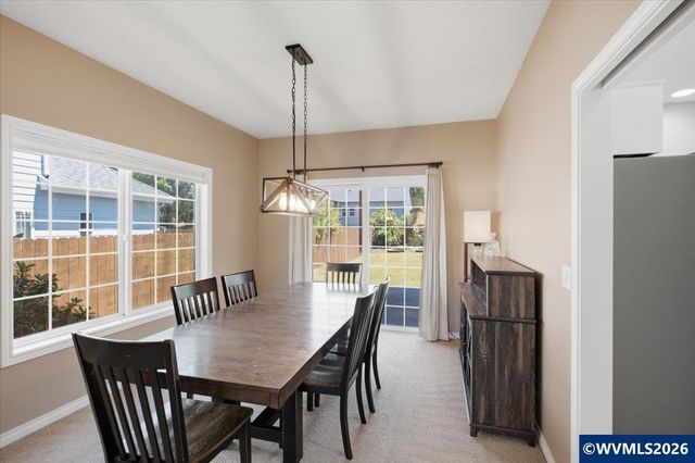 1415 NW Ashley Dr, Albany, OR 97321