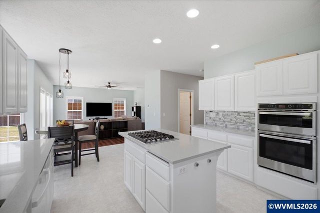 1415 NW Ashley Dr, Albany, OR 97321