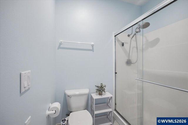 1415 NW Ashley Dr, Albany, OR 97321