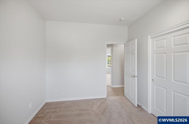 1415 NW Ashley Dr, Albany, OR 97321