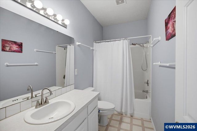 1415 NW Ashley Dr, Albany, OR 97321