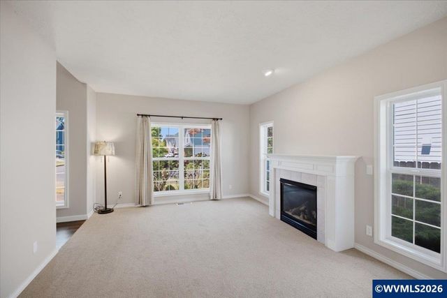 1415 NW Ashley Dr, Albany, OR 97321