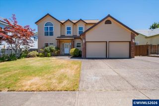 1415 NW Ashley Dr, Albany, OR 97321