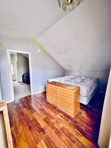 317 15th Ave SW, Minot, ND 58701